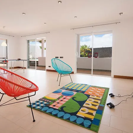 Villa Dedalos - A Luxury Large Villa With A Heated Pool In Puerto Calero Buitenkant foto