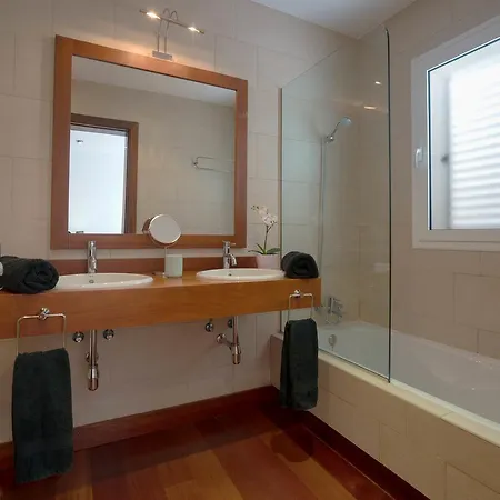 Villa Dedalos - A Luxury Large Villa With A Heated Pool In Puerto Calero Buitenkant foto